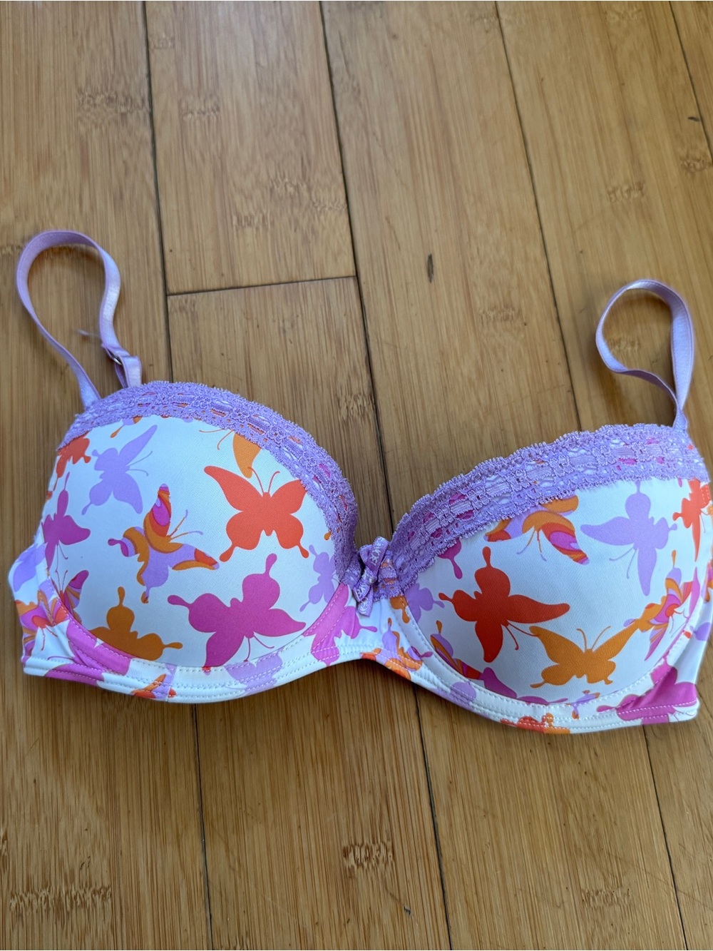 Vintage Y2K early 00s Bongo Butterfly bra with lace trim